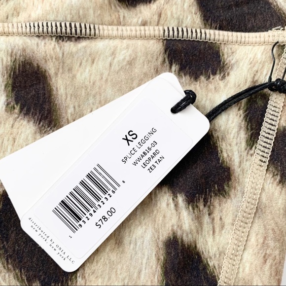 WeWoreWhat Leopard Print Splice Legging V-Front High Rise Biker Shorts Tan/Brown - Picture 5 of 16